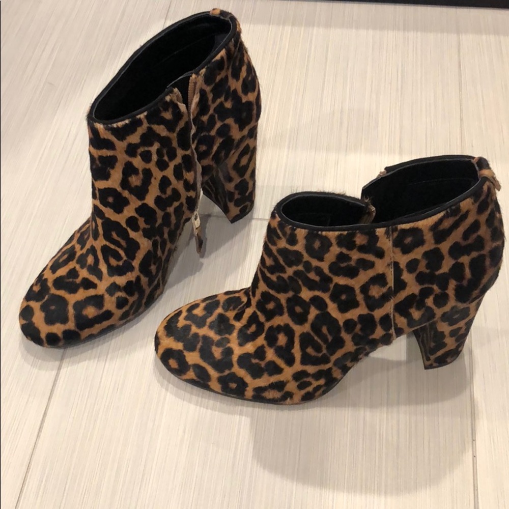 Sam Elderman leopard print booties Size 8 1/2
